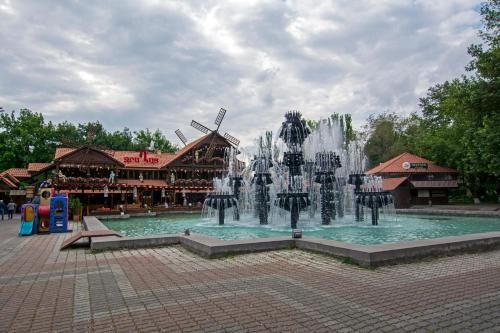 Outdoor Pictures 23