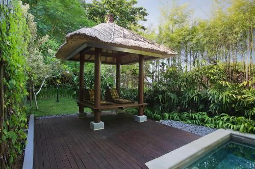 Outdoor Pictures 24