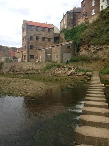 Endeavour, Staithes