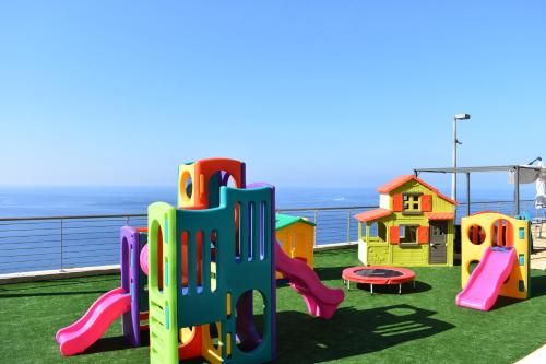 Outdoor Pictures 21