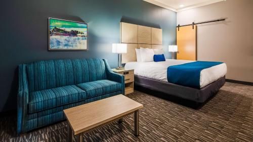 Best Western Premier Peppertree Inn at Bend