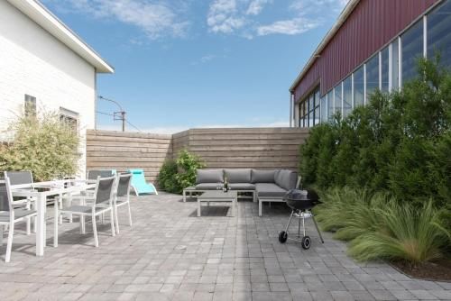 Outdoor Pictures 1