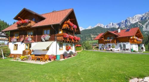 Outdoor Pictures 21