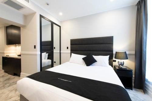 Holiday Inn & Suites - Parramatta Marsden Street, an IHG Hotel