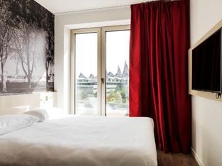 Hotel Image 2