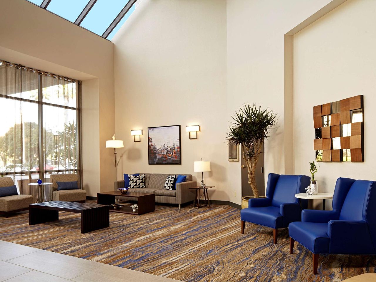 Embassy Suites Los Angeles - International Airport/North