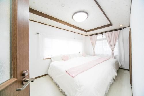 7 min to JR Yokkaichi STN Large House