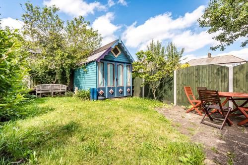Outdoor Pictures 24
