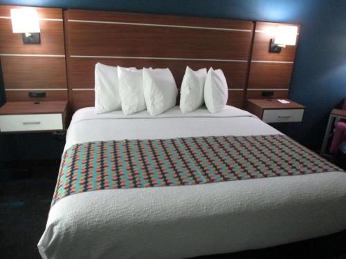 Best Western Plus Medical Center