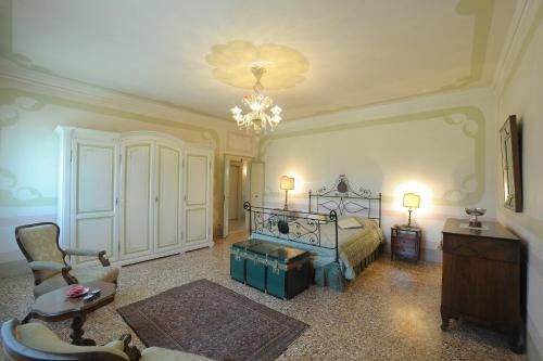 Villa Ego