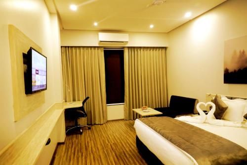 Kyriad Hotel Nashik by OTHPL