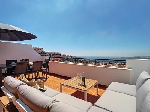 2268-Penthouse with terrace seaview