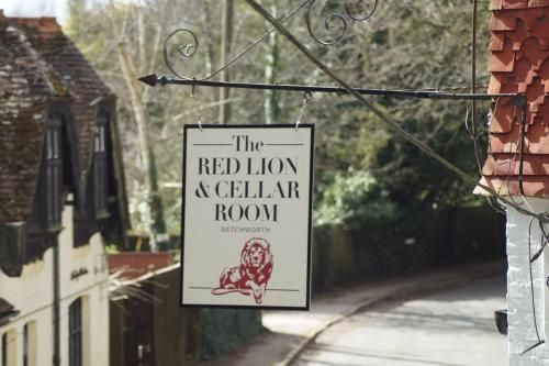 Red Lion Hotel, Pub & Restaurant