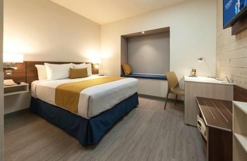 Microtel Inn & Suites by Wyndham Irapuato