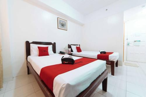 RedDoorz Plus @ Poblacion District Davao