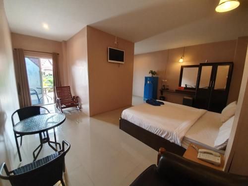 Highway Hotel Khon Kaen