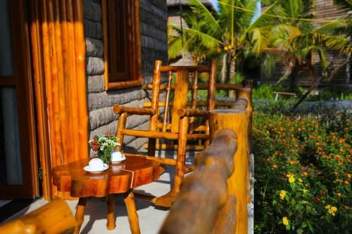 Outdoor Pictures 24