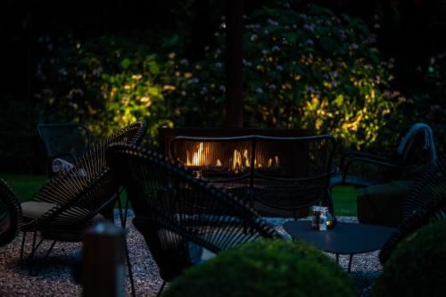Outdoor Pictures 23