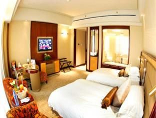 Ramada Plaza Taian