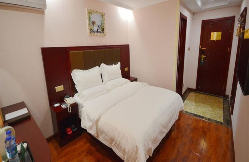 GreenTree Inn Yinchuan Pedestrian Street East Liqun Street Express Hotel