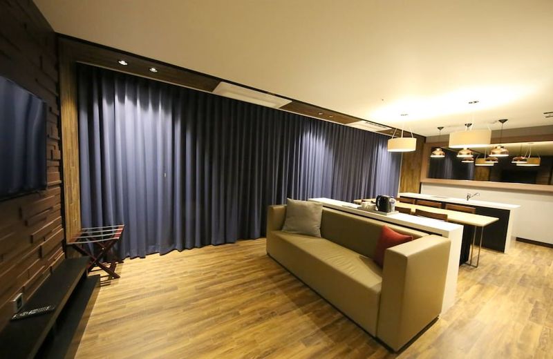Sea Cruise Hotel