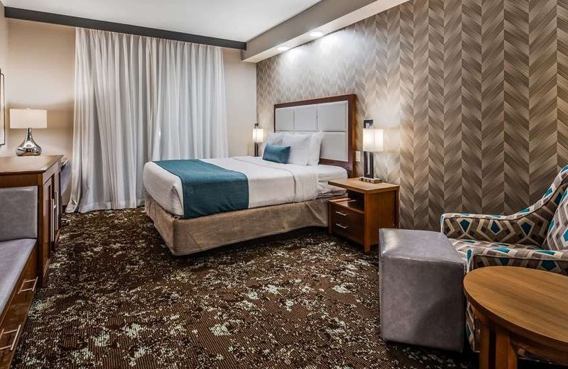 Best Western Premier Ankeny Hotel