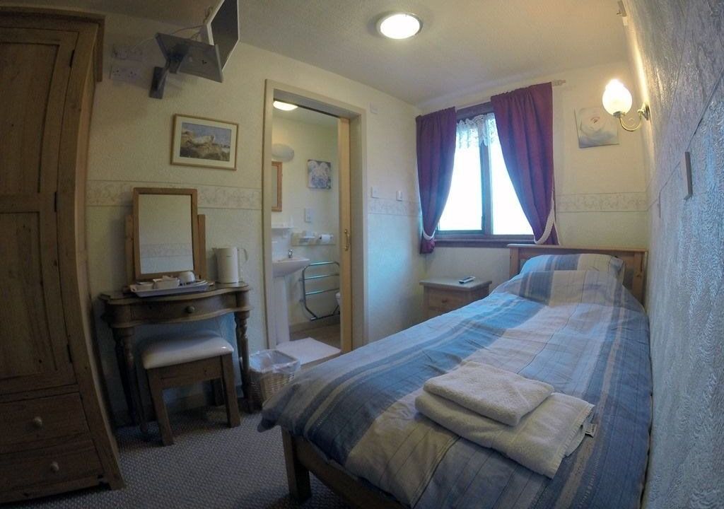 Orca Country Inn