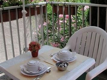 Outdoor Pictures 18