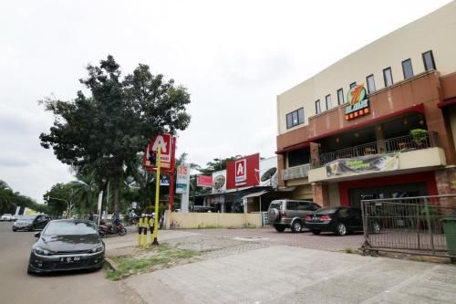 Airy Serpong Boulevard BSD Timur AH 2 Tangerang Selatan