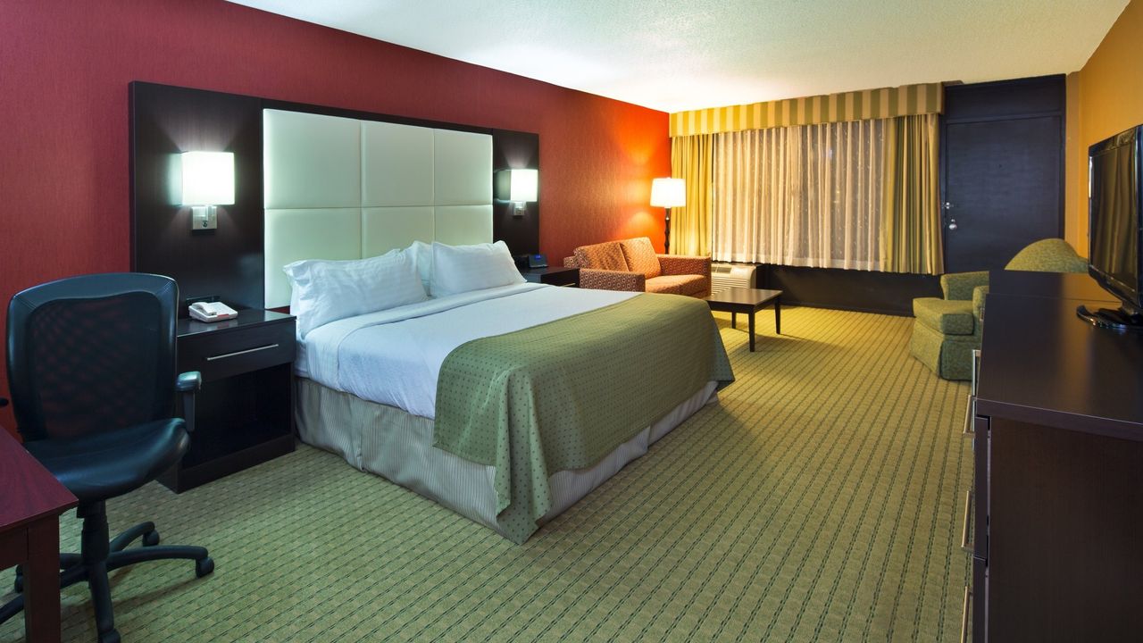 Holiday Inn Nashua, an IHG Hotel