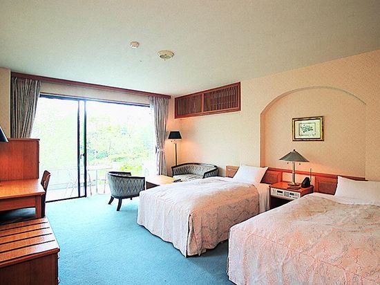 The Hotel Fujiyama