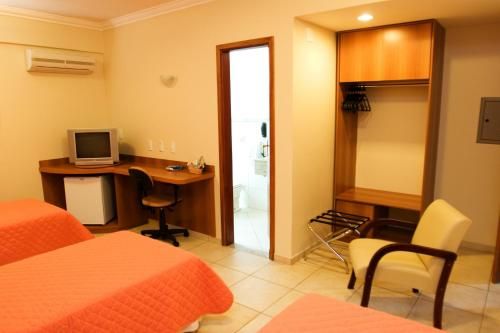 Hotel Bernal