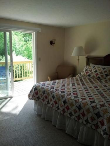 Lake Winnipesaukee Motel