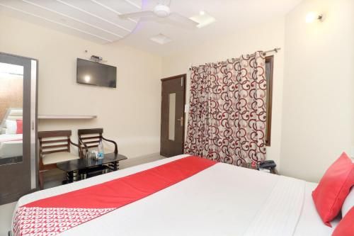 OYO 4849 Hotel Staywell