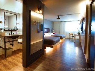 Hotel Image 2