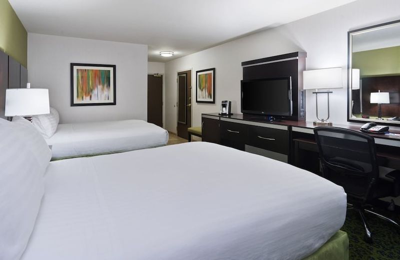 Holiday Inn Express and Suites - Stroudsburg, an IHG Hotel