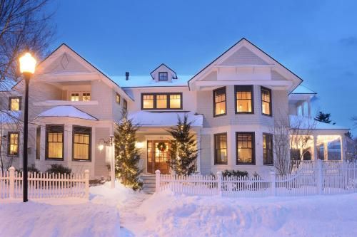 Outdoor Pictures 24