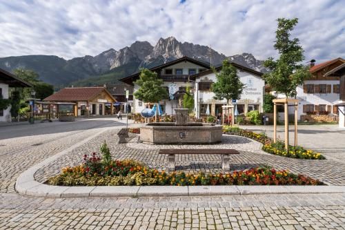Outdoor Pictures 22