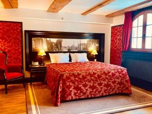 Hotel Image 1