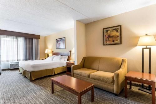 Comfort Inn & Suites Findley Lake