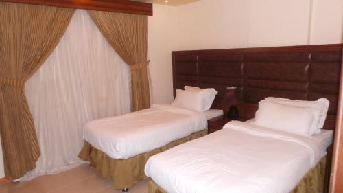 Roseline Hotel Suites