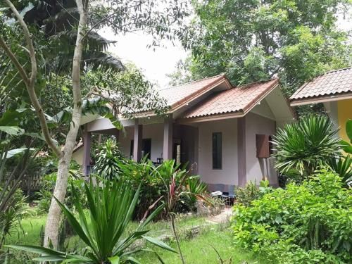 La Casa Tropicana by Cospace