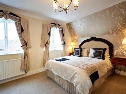 Hempstead House Hotel & Restaurant