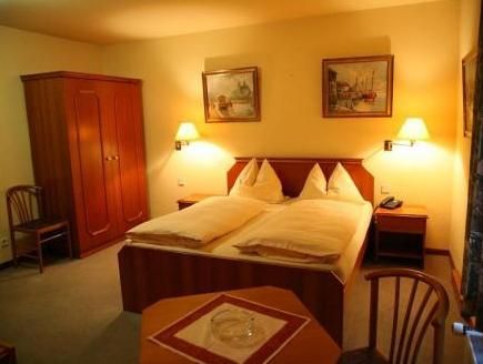 ALTSTADT HOTEL ATHOS