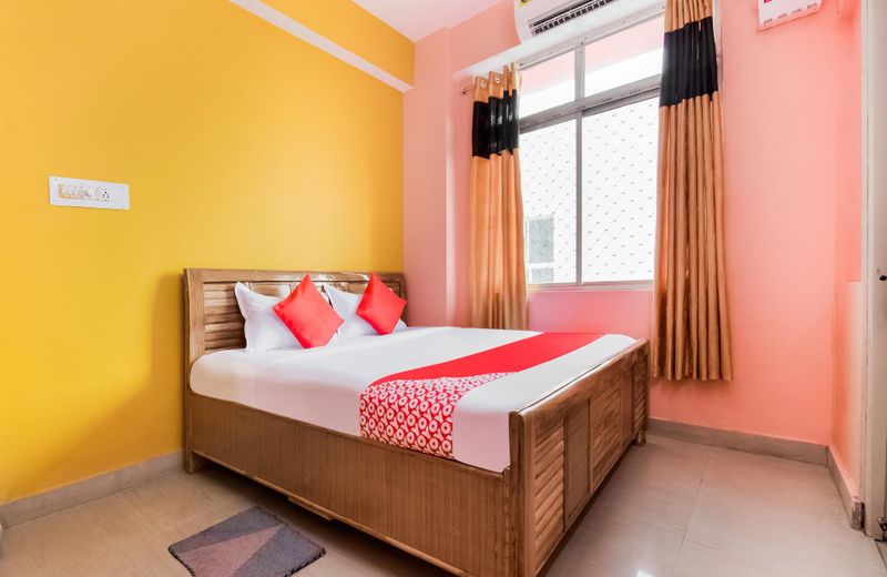 OYO 37036 Sapna Guest House
