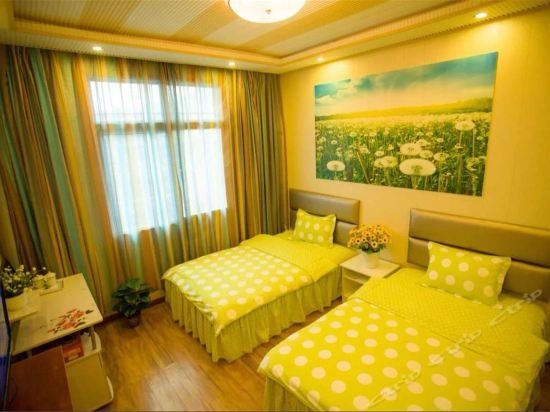 Phoenix Jiangtian Holiday Village