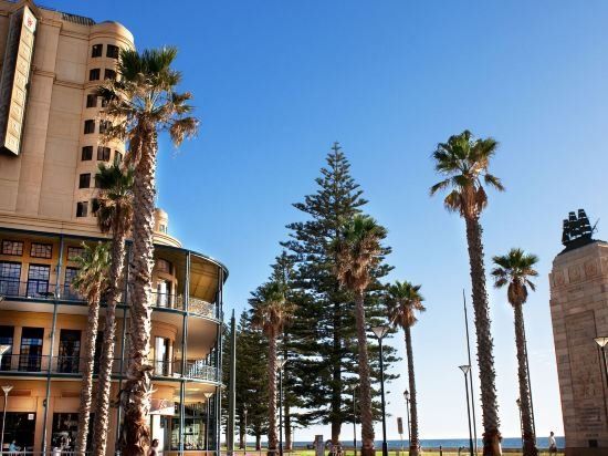 Stamford Grand Adelaide