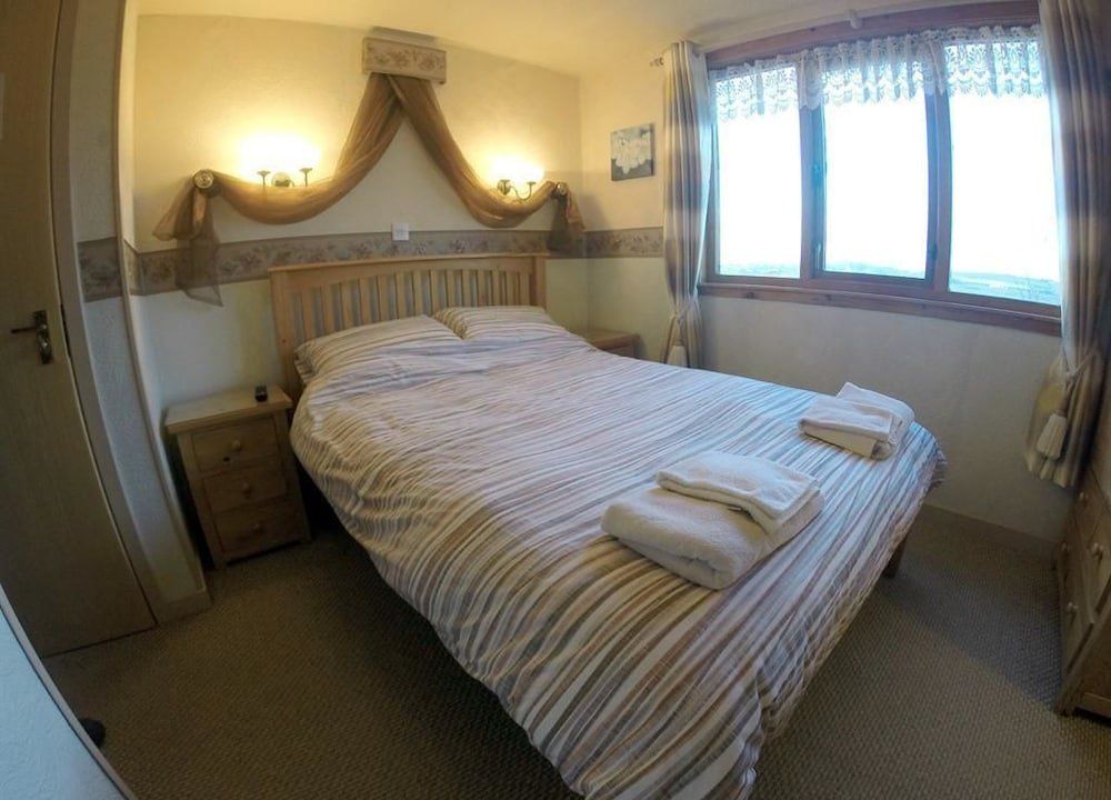 Orca Country Inn