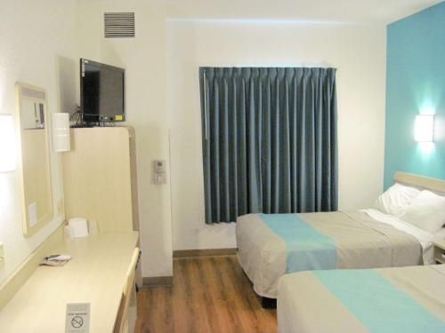 Motel 6-Avoca, IA