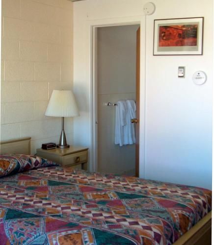 Sage and Sand Motel